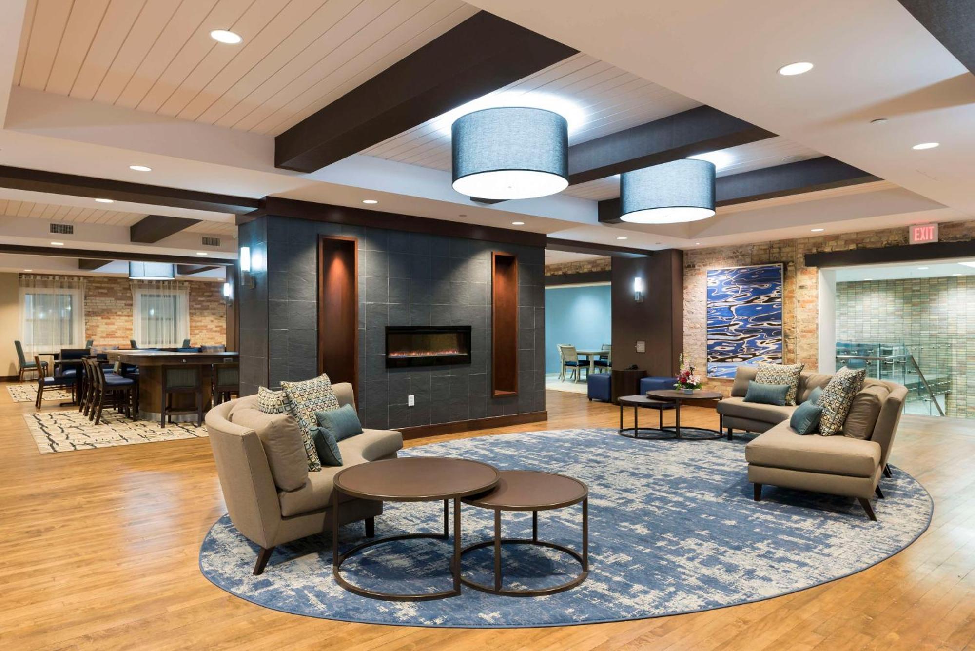 Homewood Suites By Hilton Grand Rapids Downtown Exteriör bild