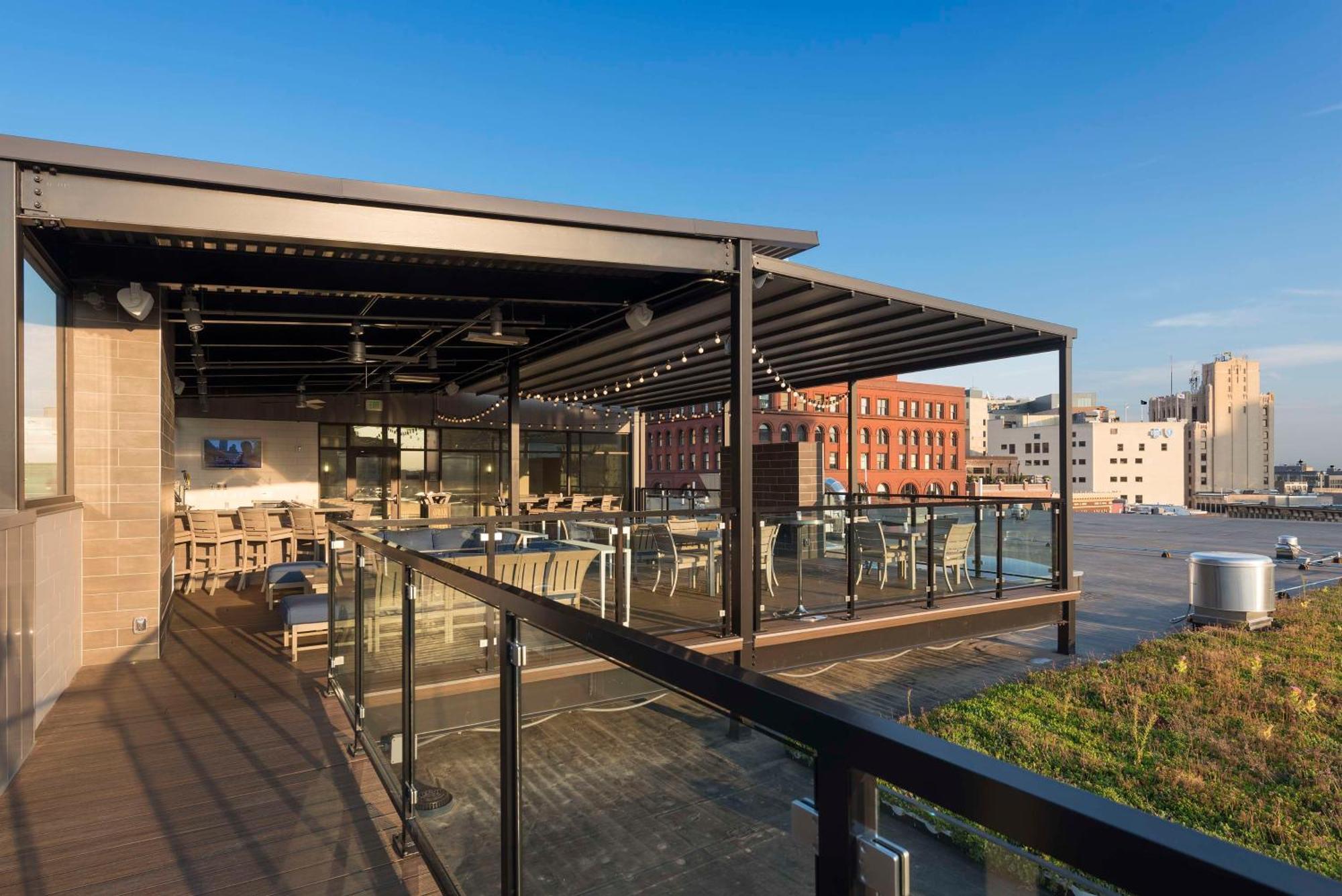 Homewood Suites By Hilton Grand Rapids Downtown Exteriör bild