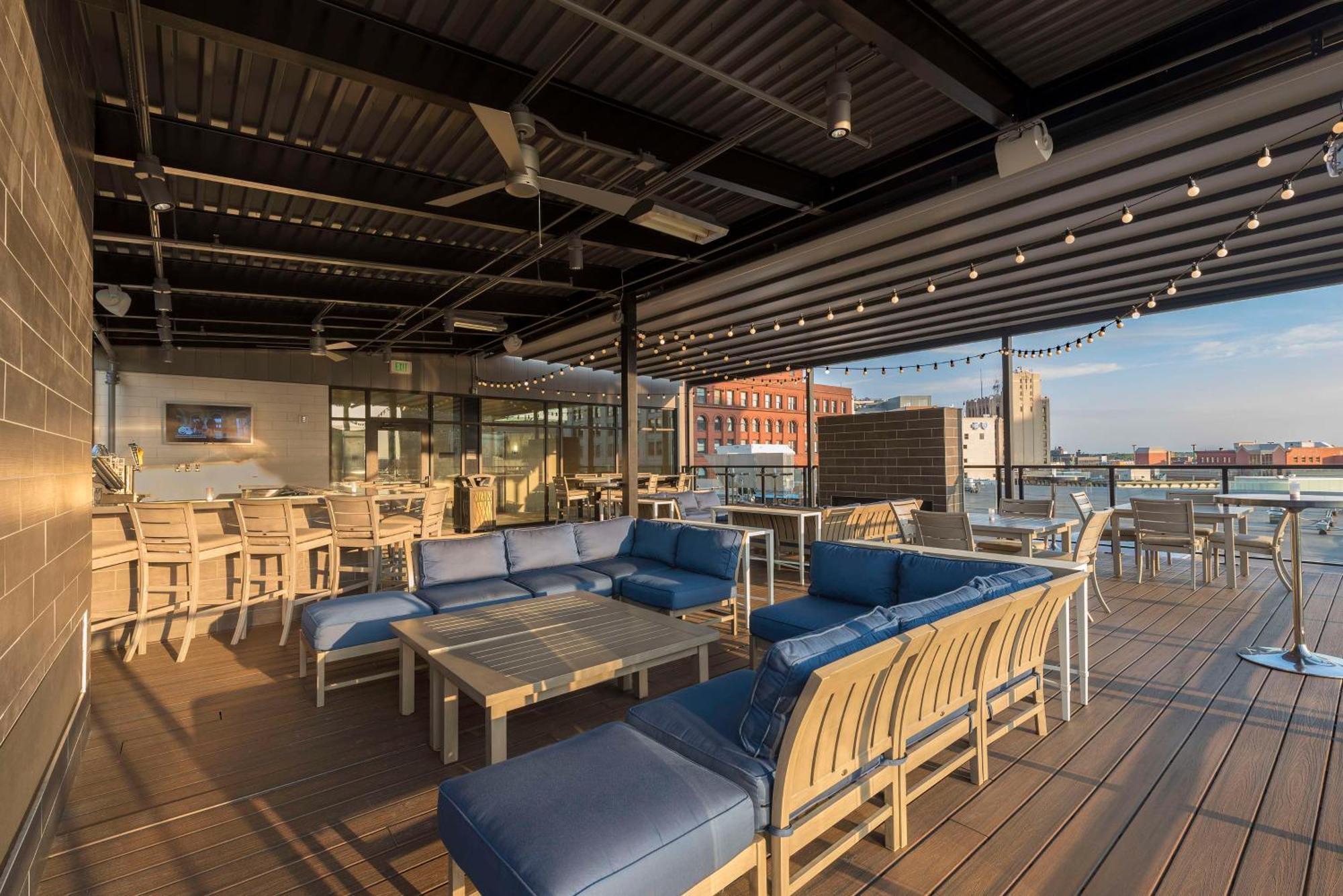 Homewood Suites By Hilton Grand Rapids Downtown Exteriör bild