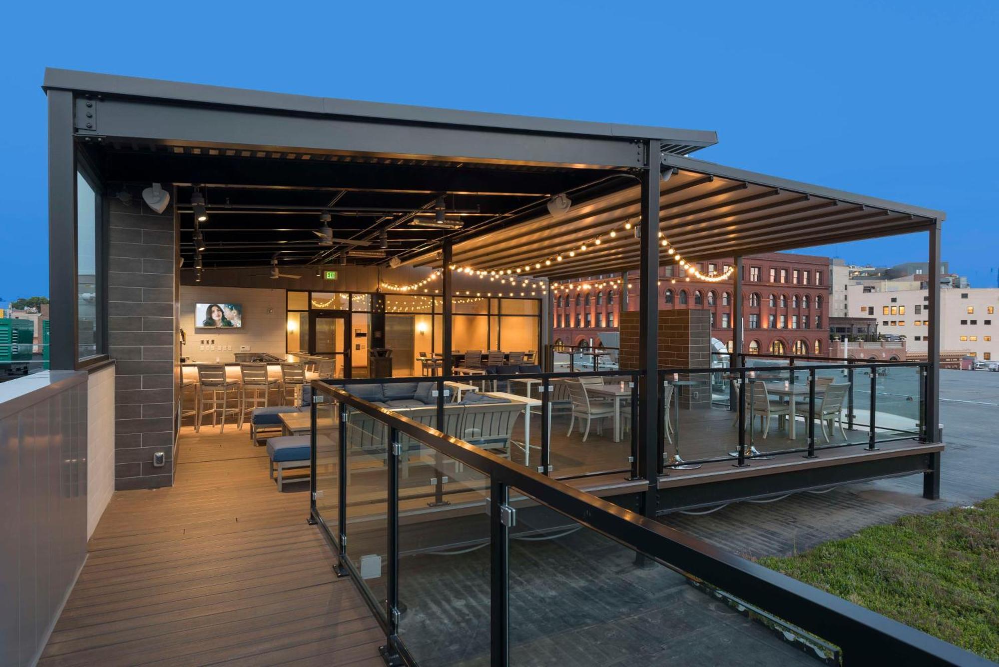 Homewood Suites By Hilton Grand Rapids Downtown Exteriör bild